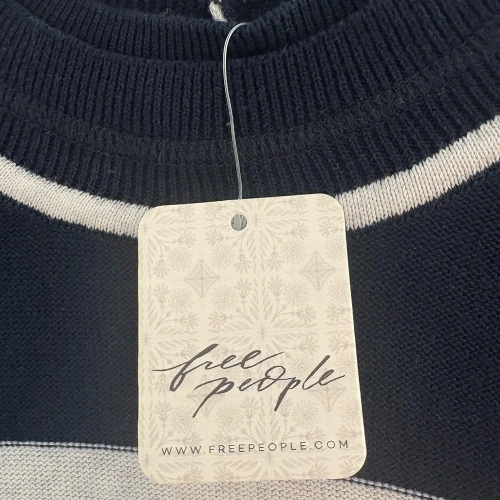 FREE PEOPLE Raleigh Tee Navy XS